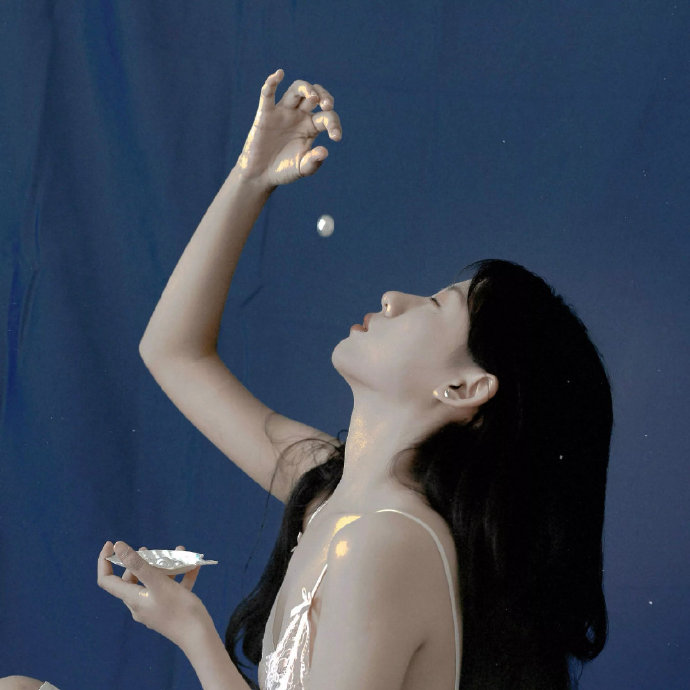 唯美有气质高颜值的女生微信头像