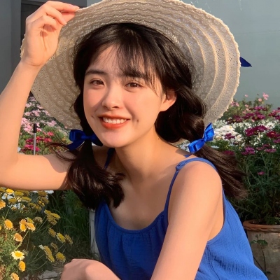 夏日清纯唯美的女生微信头像