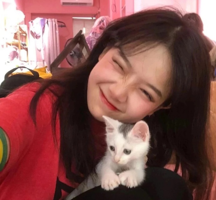 天真烂漫女孩微信头像