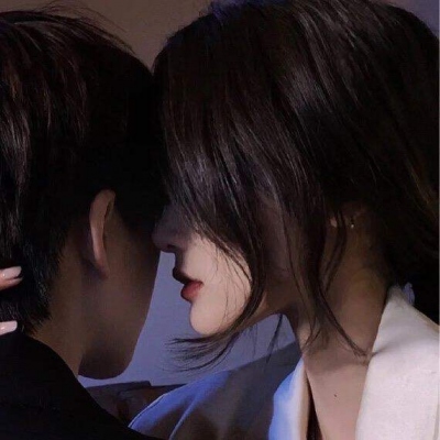 甜蜜双人情侣微信头像