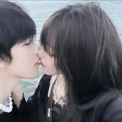 气质范十足的情侣头像