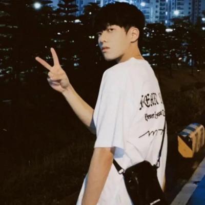 冷酷的真人男头