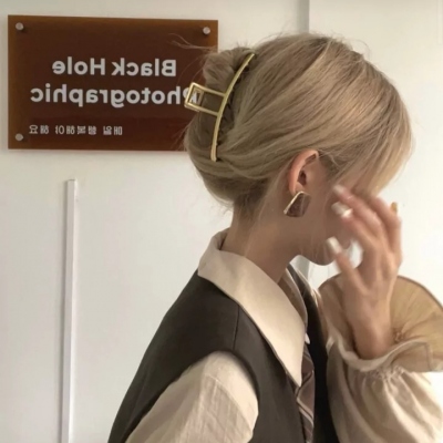 清纯御姐风女孩微信头像