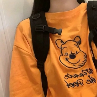 秋季橘子味的橙色系活力四射女生头像