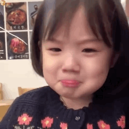 哭哭包金雪可爱微信表情包