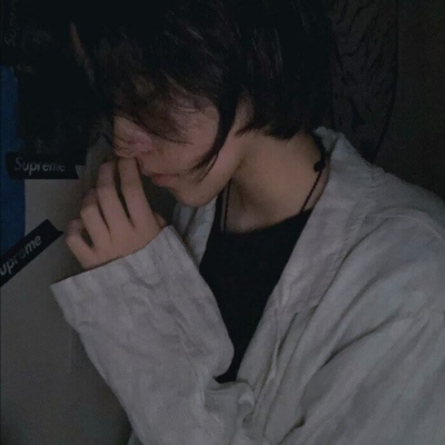 文艺范的真人帅气男生微信头像