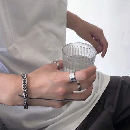 帅气男孩都用的微信头像