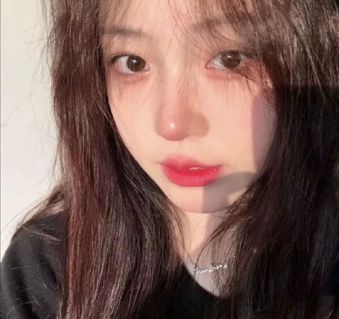 清纯少女好看的女生微信头像