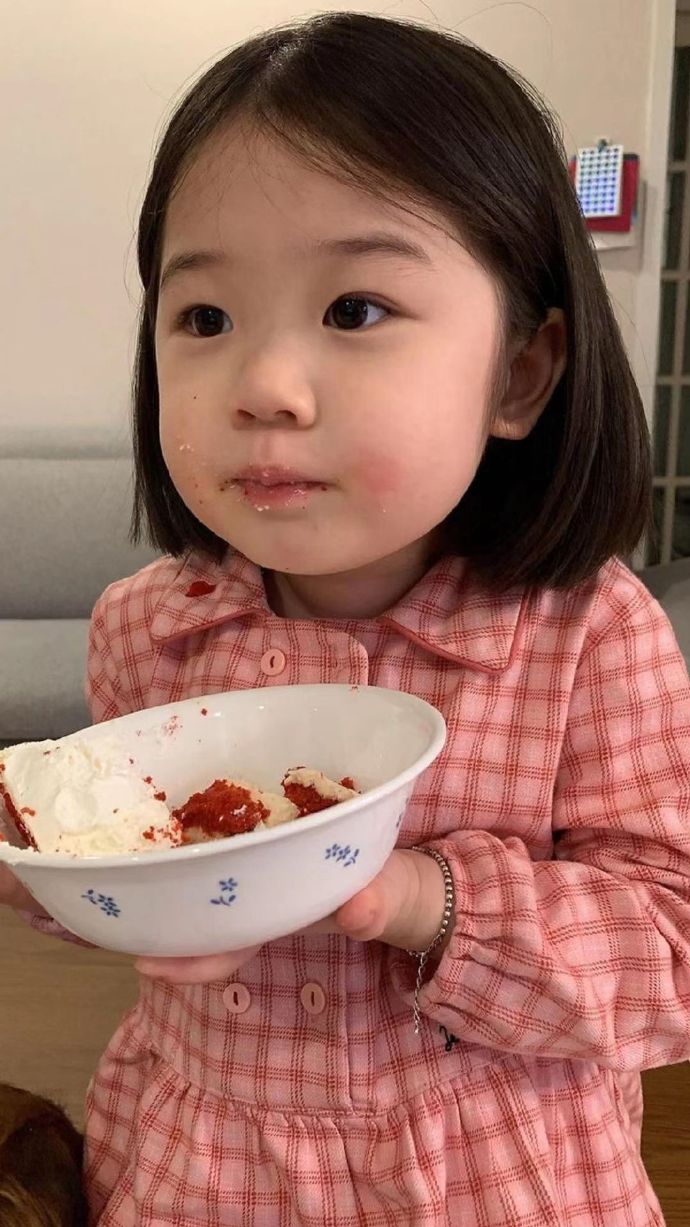 人类幼崽的可爱呆萌微信头像