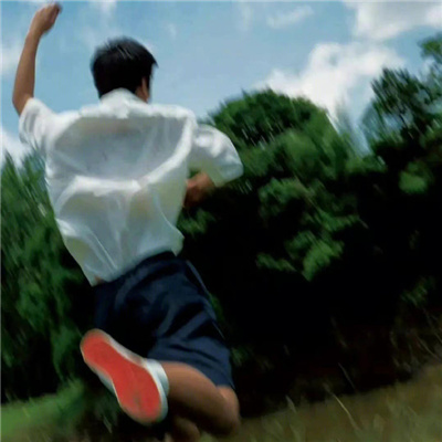 可可爱爱的男头萌萌憨憨的