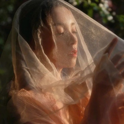 酷拽有个性的女生微信头像
