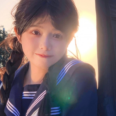 气质好看的四人闺蜜微信头像