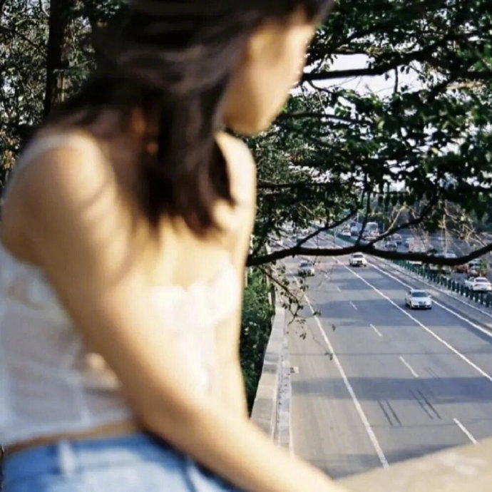 超美的女生个性复古微信头像