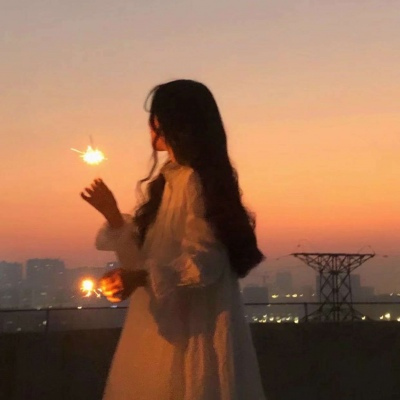 仙气十足的气质女生微信头像