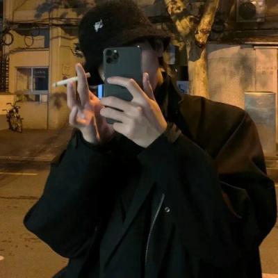 冷酷又很霸气的男生头像