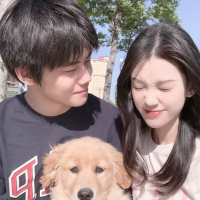 00后专用的高颜值甜蜜情侣微信头像