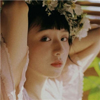 网红森系美好女生微信头像