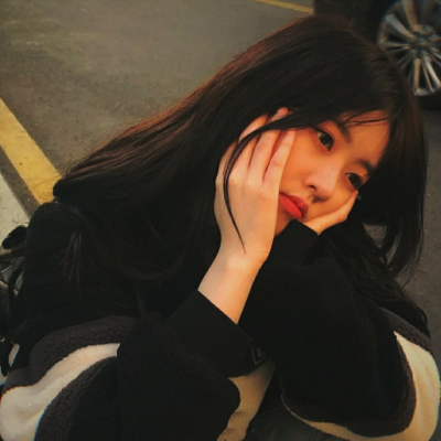 惊艳又精致的女生微信头像