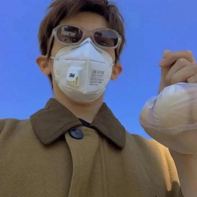 2021欧美帅气男生微信头像