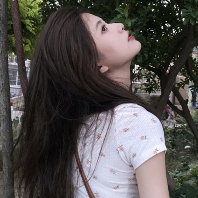 唯美清秀的女生高颜值微信头像