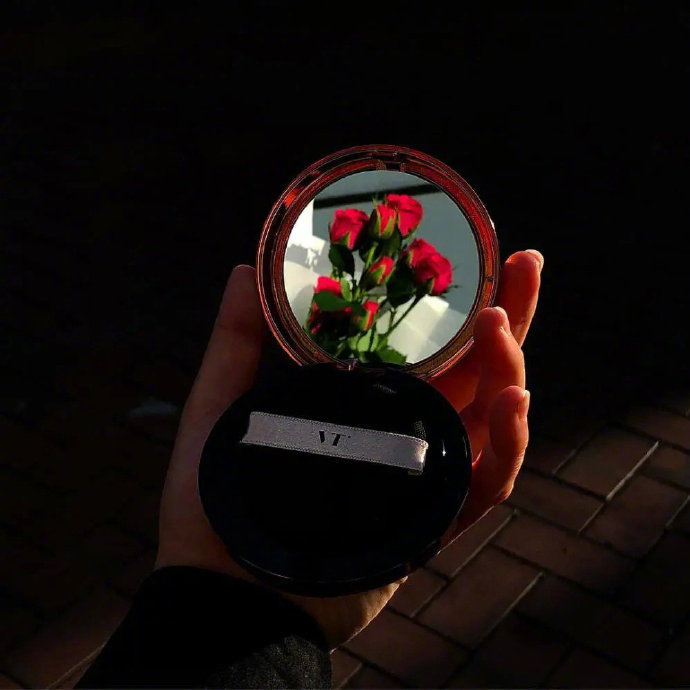 简约好看的个性微信朋友圈背景图