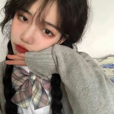 精致又洋气的好看女生头像