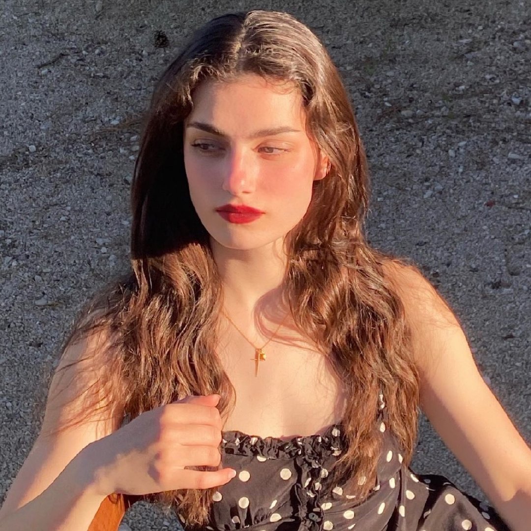 欧美女孩闺蜜微信头像