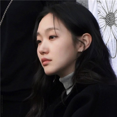 清冷风女头真人头像