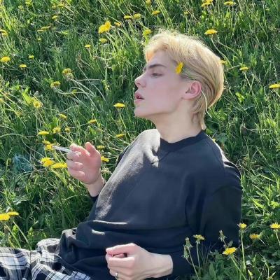 最火高冷气质男生头像