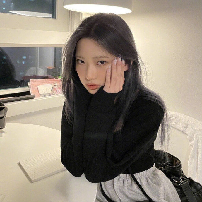 清纯好看的个性女生微信头像