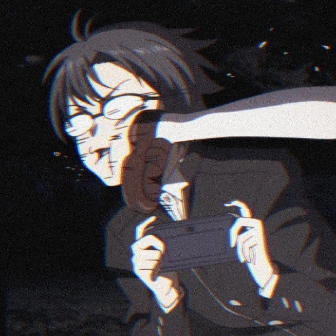 彰显家庭地位的沙雕情侣头像