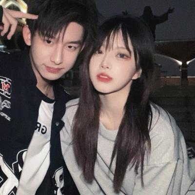 ins风高级有气质情侣头像