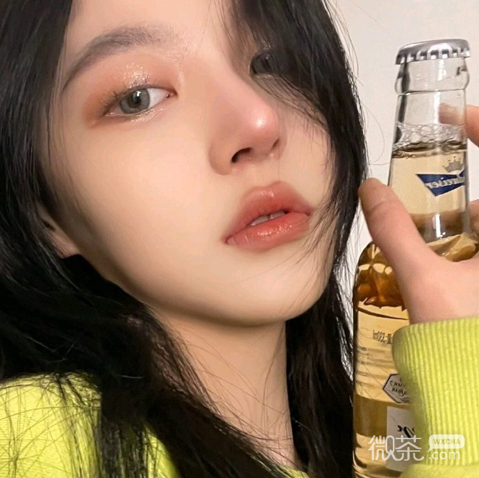 软萌酷酷的女生个性微信头像
