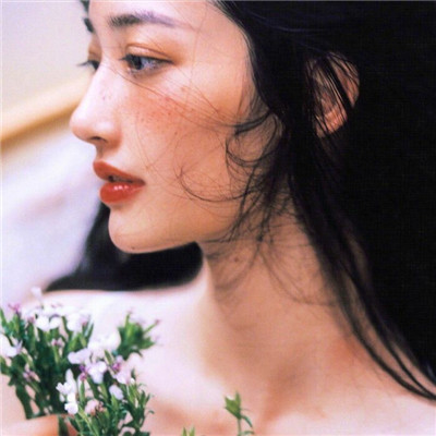 复古有韵味的女神微信头像