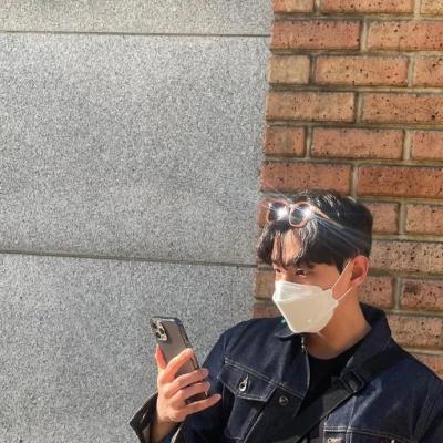 超酷的热门男生头像