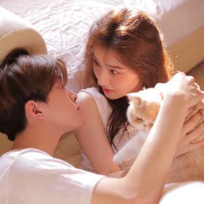 超甜超幸福的情侣微信头像