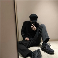 超拽酷抖音男生微信头像