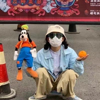 调皮又很可爱的女生头像