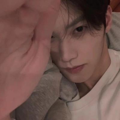 冷酷的真人男头