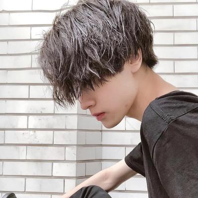 冷酷又很霸气的男生头像