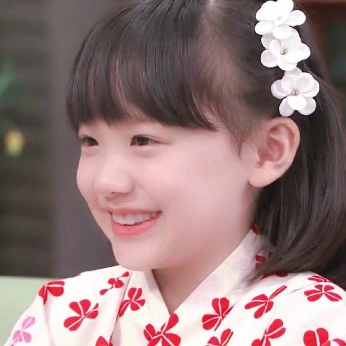 可爱萌娃笑一个微信头像