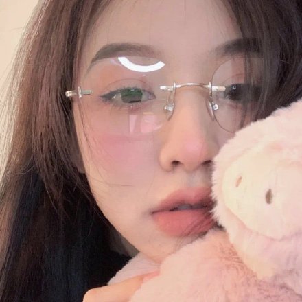 靓妹适合用的微信头像