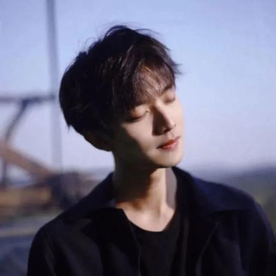 暖男必备的帅哥头像