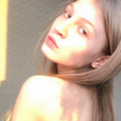 ins高级质感欧美个性微信头像