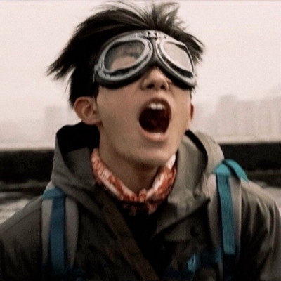 ins风搞怪的男生微信头像