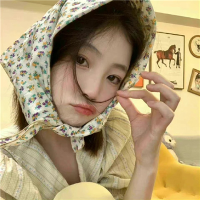 暖色系温柔美女头像