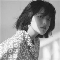伤感黑白女生网红头像