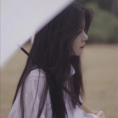 女生心情不好的丧系头像