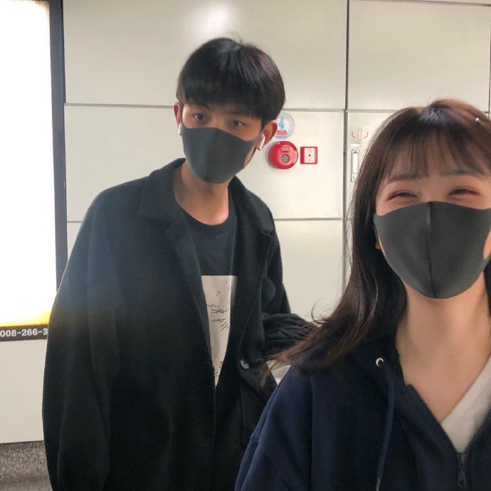 可永久使用的双人情侣微信头像