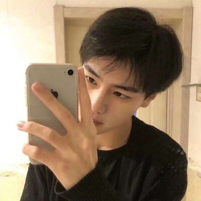 一眼就沦陷的男友力爆棚的男生微信头像